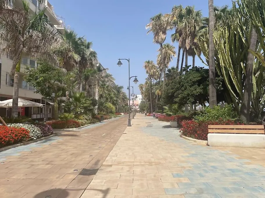 Sunshine Serenity Coast Retreat Estepona Apartment